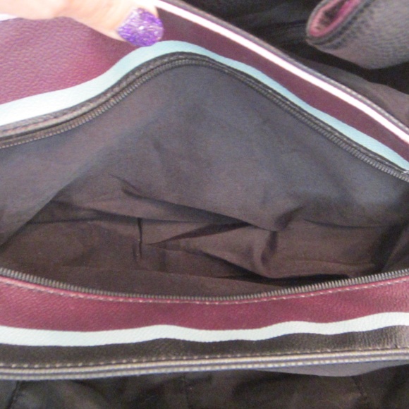 Liz Claiborne Multicolor Striped Double Strapped Gold Accent 3 Compartment Purse - Picture 11 of 12